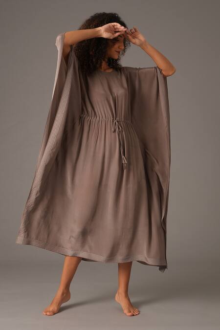 Khat_Grey Crepe, Silk Embroidery Round Neck Stitchline Thread Border Kaftan _Online_at_Aza_Fashions