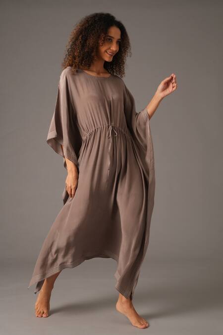 Buy_Khat_Grey Crepe, Silk Embroidery Round Neck Stitchline Thread Border Kaftan _Online_at_Aza_Fashions