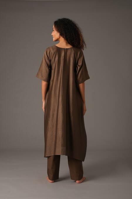 Buy_Khat_Green Chanderi Silk Embroidery Boat Neck Kurta And Pant Set 