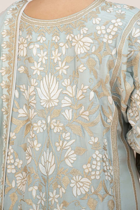 Buy_Daljit Sudan_Blue Crepe, Georgette Embroidery Split V-neck Floral Jaal Kurta Pant Set _Online_at_Aza_Fashions