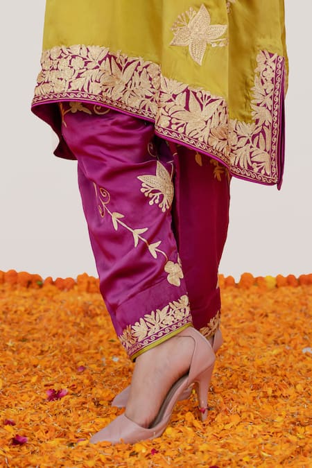 Shop_Daljit Sudan_Green Organza, Satin Embroidery V-neck Floral Tilla Kurta Pant Set _Online_at_Aza_Fashions