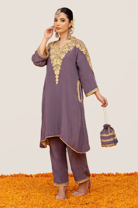 Daljit Sudan_Purple Crepe Embroidery Mandarin Collar Floral Jaal Aari Kurta Pant Set _Online_at_Aza_Fashions