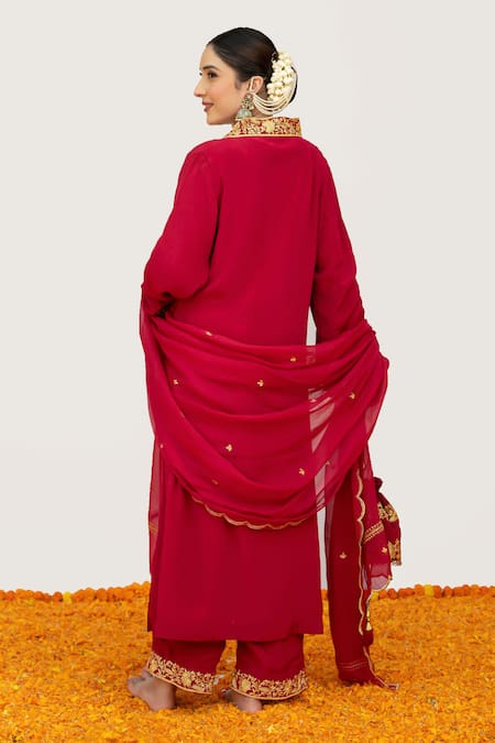 Shop Daljit Sudan Red Crepe, Organza Embroidery V-neck Floral Vine Kurta Pant Set at Aza Fashions Shop_Daljit Sudan_Red Crepe, Organza Embroidery V-neck Floral Vine Kurta Pant Set _at_Aza_Fashions