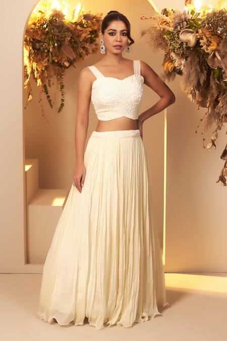 BAIDEHI White Organza, Chiffon Pearls, Sequins, Beads And Embroidered Jacket Lehenga Set at Aza Fashions BAIDEHI_White Organza, Chiffon Pearls, Sequins, Beads And Embroidered Jacket Lehenga Set _at_Aza_Fashions