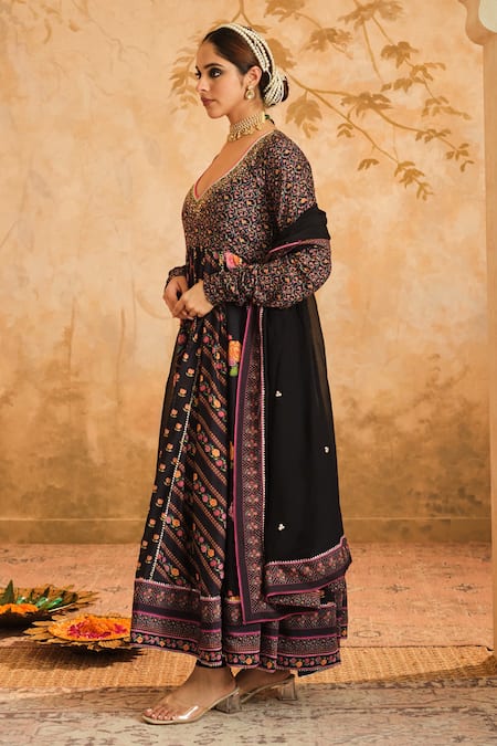 Buy_Blooming Threads_Black Cotton, Silk, Lycra, Organza Embroidery, Floral Jaal Print Anarkali Set _Online_at_Aza_Fashions