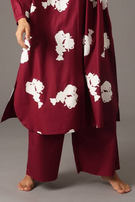 Shop Khat Maroon Poplin, Cotton Collared Garden Grace Print Kurta And Pant Set Online at Aza Fashions Shop_Khat_Maroon Poplin, Cotton Collared Garden Grace Print Kurta And Pant Set _Online_at_Aza_Fashions