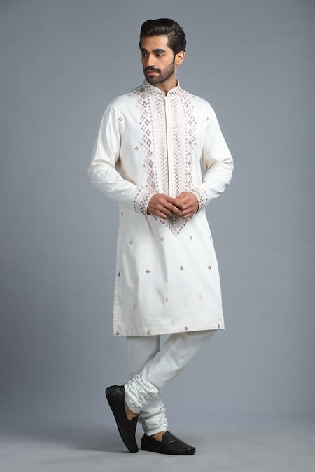 Char Chaand Textured Mirror Work Kurta 