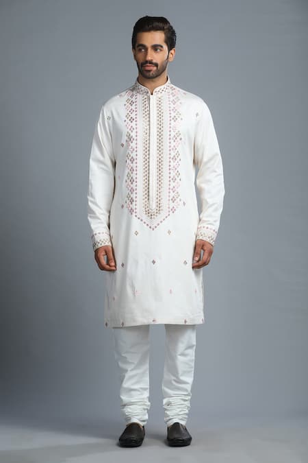 Char Chaand_Cream Cotton Mirrors, Embroidery Textured Work Kurta _Online_at_Aza_Fashions