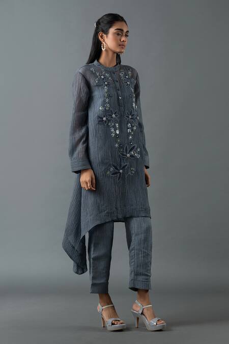 Oja_Grey Sequins Mandarin Collar Flower Embroidered Kurta And Pant Set _Online_at_Aza_Fashions