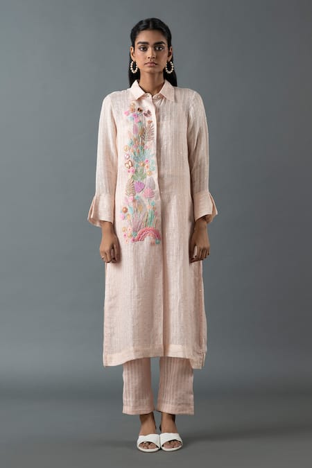 Oja Floral Thread Embroidered Tunic With Pant 