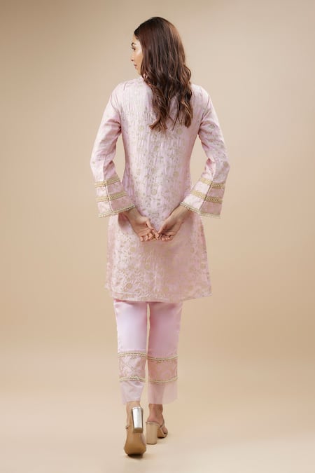 Shop Monk & Mei By Sonia Anand Pink Silk, Brocade Pearls V-neck Gul Woven Kurta With Pant at Aza Fashions Shop_Monk & Mei By Sonia Anand_Pink Silk, Brocade Pearls V-neck Gul Woven Kurta With Pant _at_Aza_Fashions