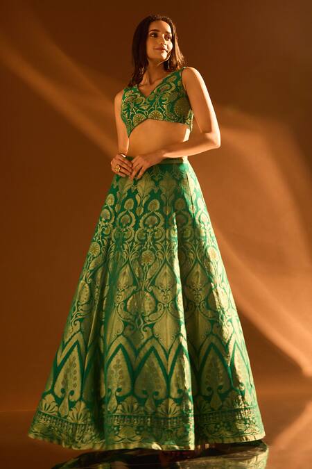 Shop_Samyukta Singhania_Green Brocade Sequins, Embroidery V-neck Banarasi Lehenga Set _Online_at_Aza_Fashions