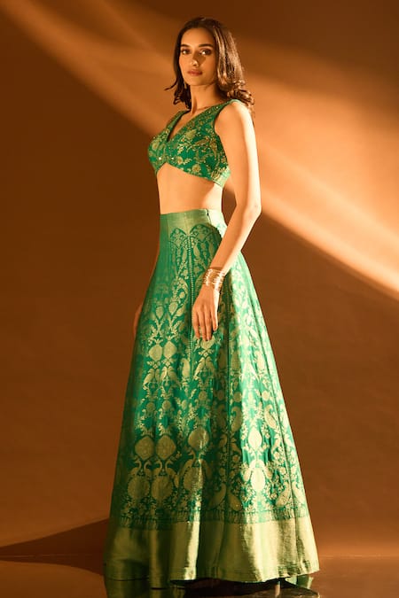 Samyukta Singhania Blue Brocade, Silk Zari, Embroidery V-neck Banarasi Lehenga Set Online at Aza Fashions Samyukta Singhania_Blue Brocade, Silk Zari, Embroidery V-neck Banarasi Lehenga Set _Online_at_Aza_Fashions