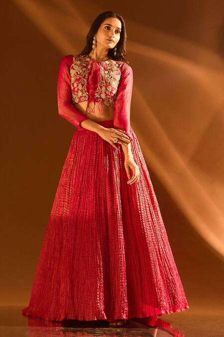 Buy_Samyukta Singhania_Pink Tissue, Net Zari Round Neck Crush Lehenga Set _Online_at_Aza_Fashions
