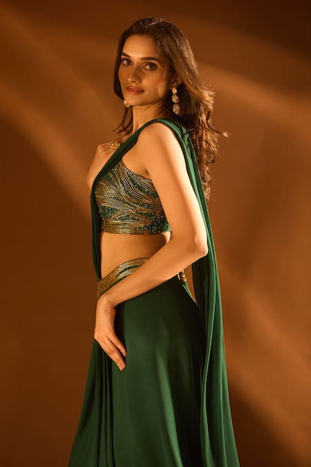 Samyukta Singhania Green Net, Georgette Cut Work, Embroidery Waistline Pre-draped Saree With Blouse at Aza Fashions Samyukta Singhania_Green Net, Georgette Cut Work, Embroidery Waistline Pre-draped Saree With Blouse _at_Aza_Fashions