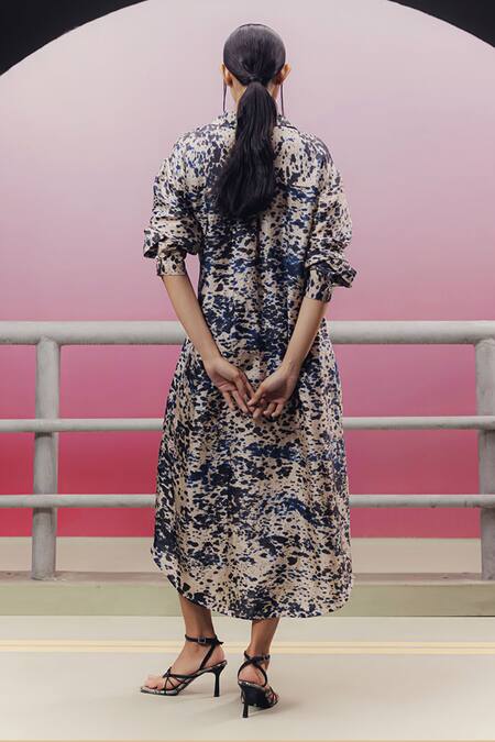 Shop_Kavya Singh Kundu_Beige Silk Collared Lori Handwoven Shirt Dress _at_Aza_Fashions