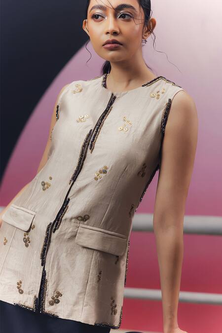 Shop Kavya Singh Kundu Beige Handloom Cotton, Silk Sequins, Beads Glass And Metal Embroidered Blazer Online at Aza Fashions Shop_Kavya Singh Kundu_Beige Handloom Cotton, Silk Sequins, Beads Glass And Metal Embroidered Blazer _Online_at_Aza_Fashions