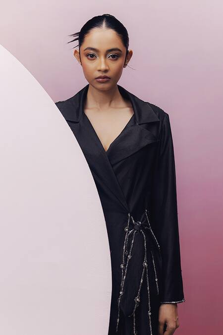 Kavya Singh Kundu Black Handloom Cotton, Silk Beads, Stones Nick And Work Blazer & Pant Set at Aza Fashions Kavya Singh Kundu_Black Handloom Cotton, Silk Beads, Stones Nick And Work Blazer & Pant Set _at_Aza_Fashions