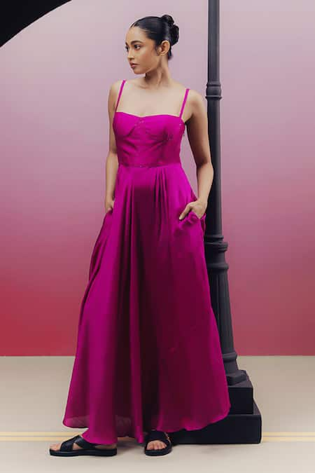 Kavya Singh Kundu Pink Handwoven Mulberry Silk Embroidered Bead Sweetheart Payne Work Maxi Dress 