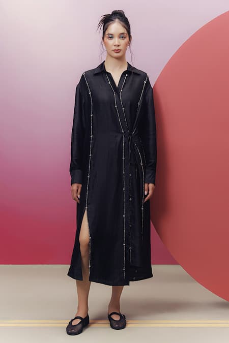 Kavya Singh Kundu Black Handwoven Mulberry Silk Embroidered Bead Collared Yung And Stone Dress 