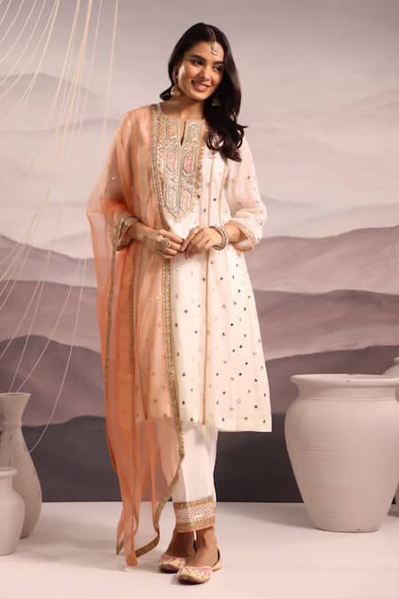 Shop Omi Off White Chanderi Embroidered Mirror Notched Sana Work Kurta Pant Set Online at Aza Fashions Shop_Omi_Off White Chanderi Embroidered Mirror Notched Sana Work Kurta Pant Set _Online_at_Aza_Fashions