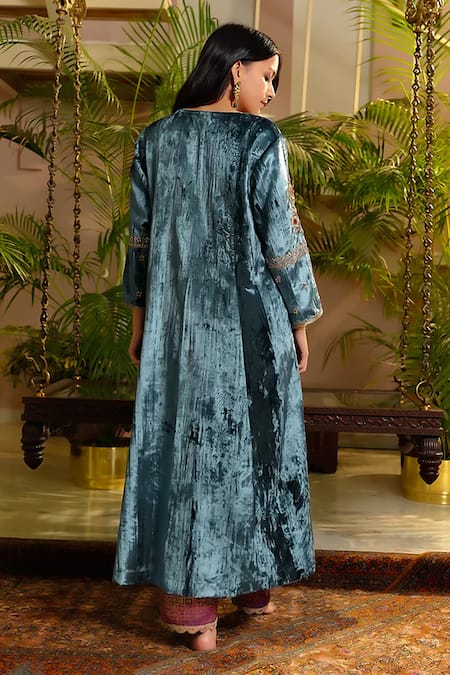 Shop_OMI_Blue Velvet, Cotton Embroidery Round Neck Floral Hand Kurta With Pant _at_Aza_Fashions