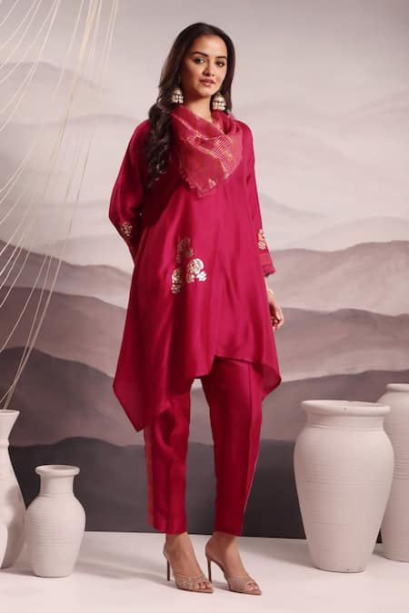 Buy OMI Magenta Silk Embroidery, Sequins Cowl Neck Floral Asymmetric Kurta With Pant Online at Aza Fashions Buy_OMI_Magenta Silk Embroidery, Sequins Cowl Neck Floral Asymmetric Kurta With Pant _Online_at_Aza_Fashions