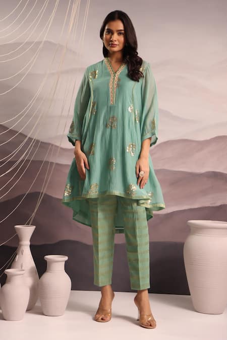 Buy_OMI_Aqua Chanderi Sequins, Lace, Embroidery V-neck High Low Kurta Set _Online_at_Aza_Fashions