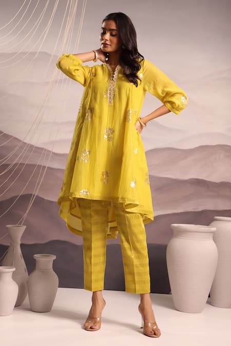 OMI_Lime Chanderi Sequins, Lace, Embroidery V-neck High Low Floral Kurta Set _at_Aza_Fashions