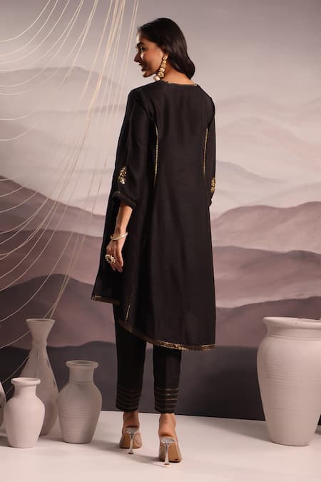 OMI Silk Floral Sequin Embroidered Kurta With Pant 