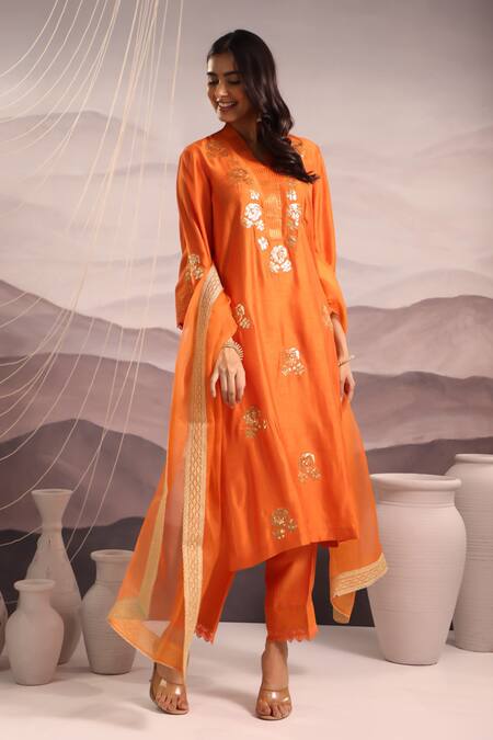 OMI_Orange Silk Sequins, Lace, Embroidery V-neck Floral Kurta And Pant Set _Online_at_Aza_Fashions