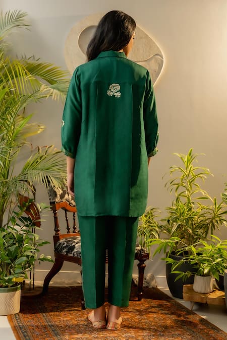 Shop OMI Green Silk Sequins Collared Floral Embroidered Shirt With Pant at Aza Fashions Shop_OMI_Green Silk Sequins Collared Floral Embroidered Shirt With Pant _at_Aza_Fashions