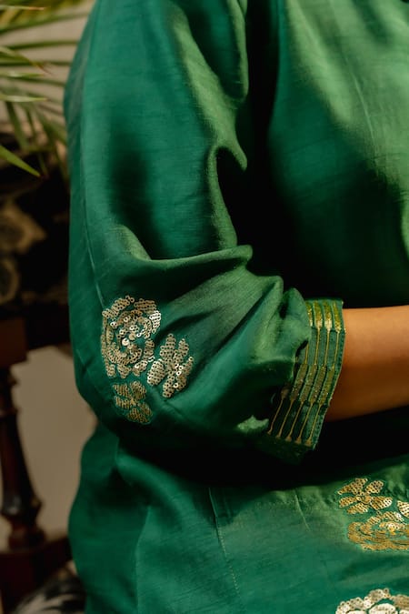 Buy OMI Green Silk Sequins Collared Floral Embroidered Shirt With Pant Buy_OMI_Green Silk Sequins Collared Floral Embroidered Shirt With Pant