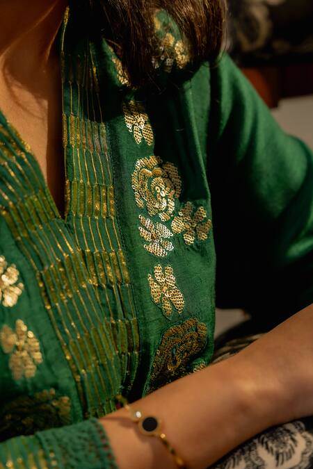 Shop_OMI_Green Silk Sequins, Embroidery V-neck High Low Kurta With Straight Pant _Online_at_Aza_Fashions