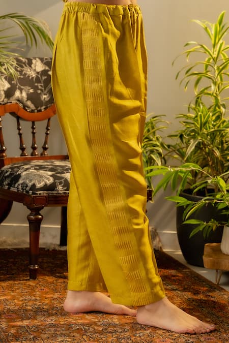 Shop OMI Green Silk Sequins, Embroidery V-neck Floral High Low Kurta With Straight Pant Online at Aza Fashions Shop_OMI_Green Silk Sequins, Embroidery V-neck Floral High Low Kurta With Straight Pant _Online_at_Aza_Fashions