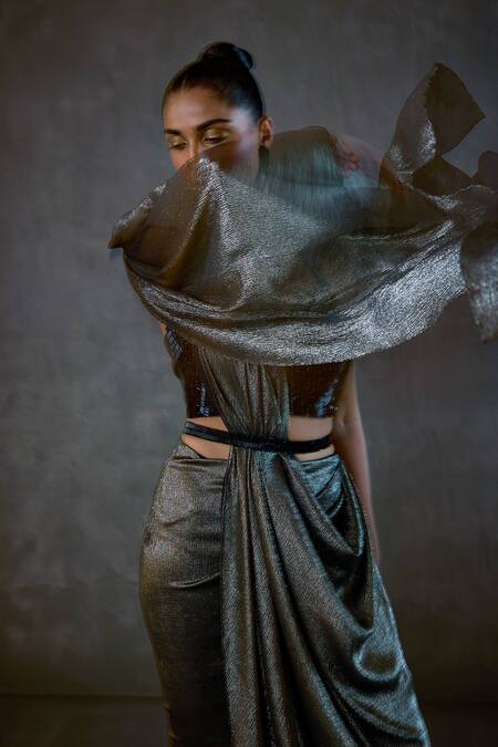 Shop_Namrata Joshipura_Gold Chiffon Beads Sweetheart Neck Greysyl Pre-draped Saree With Blouse _Online_at_Aza_Fashions