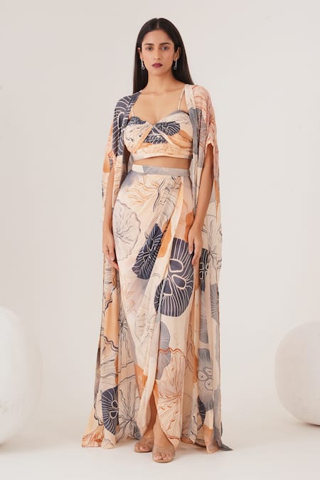 LABEL SHRISTI CHETANI Abstract Motif Cape Draped Skirt Set 