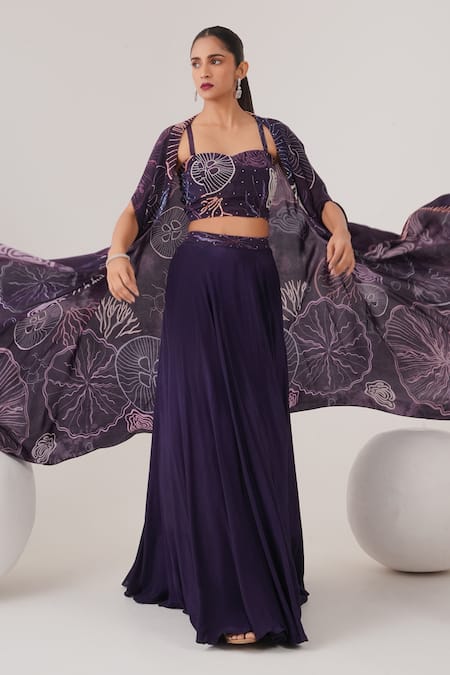 Label Shristi Chetani Embellished Lehenga Set With Abstract Pattern Cape 
