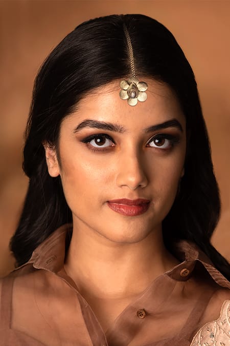 Shop_Suhani Pittie_Gold Plated Crystals Embossed Coin Maangtikka _at_Aza_Fashions