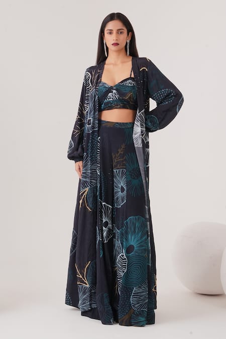 LABEL SHRISTI CHETANI Abstract Print Cape & Kalidar Pant Set 