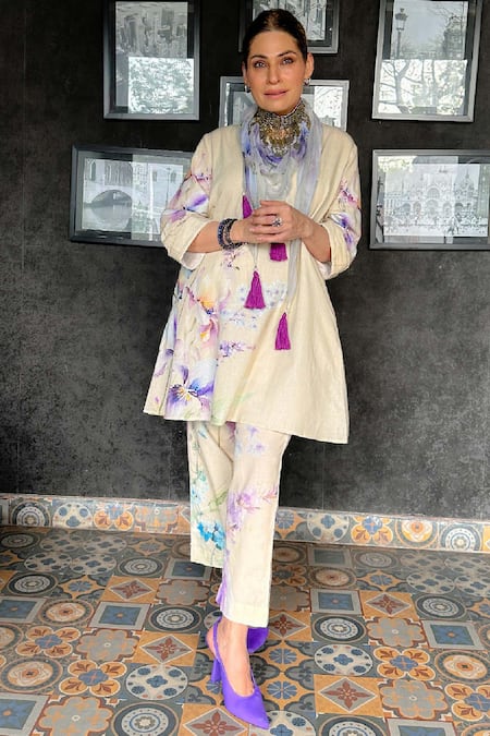 Rainas Flower Print Kurta Pant Set 