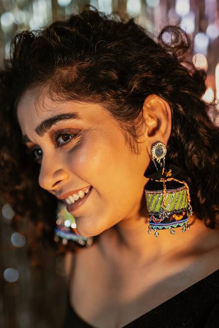 Buy_Krutiarts_Black Kaala Khatta Thread Embroidered Potli Jhumkas _Online_at_Aza_Fashions