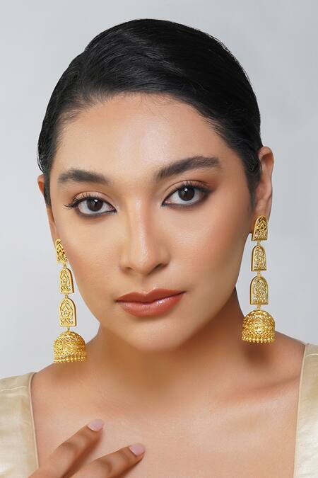 ZARIIN_Gold Plated Bareilly Floral Filigree Jhumka_Online_at_Aza_Fashions