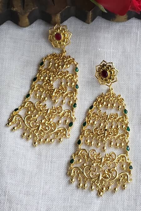 Zariin Glorious Drama Filigree Earrings 