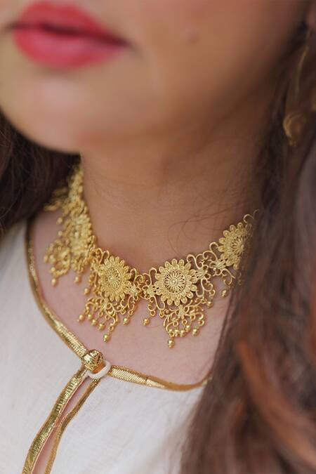 Buy ZARIIN Gold Plated Timeless Tales Floral Choker Online at Aza Fashions Buy_ZARIIN_Gold Plated Timeless Tales Floral Choker_Online_at_Aza_Fashions