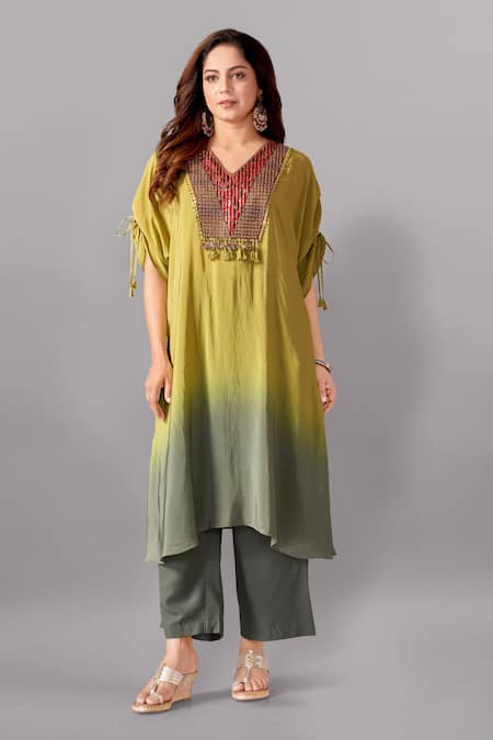 Aditi Somani Green Crepe Sequins, Tassels V-neck Patola Yoke Ombre Kaftan With Pant