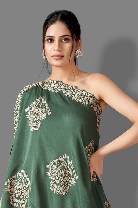 Buy_Aditi Somani_Green Silk Embroidery One Shoulder Gara Kurta With Flared Pant _Online_at_Aza_Fashions