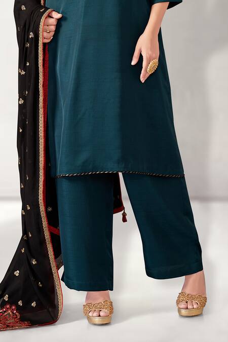 Aditi Somani Blue Silk Sequins, Beads V-neck Embroidered Kurta Set Online at Aza Fashions Aditi Somani_Blue Silk Sequins, Beads V-neck Embroidered Kurta Set _Online_at_Aza_Fashions