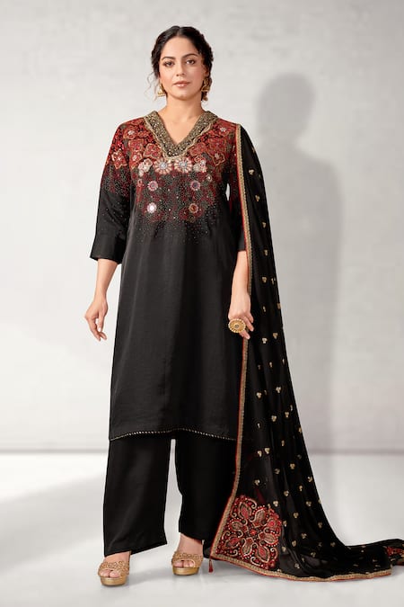 Aditi Somani Floral Detailed Kurta Pant Set 