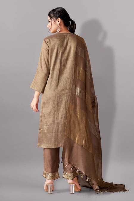 Aditi Somani Bird Embroidered Kurta Pant Set 